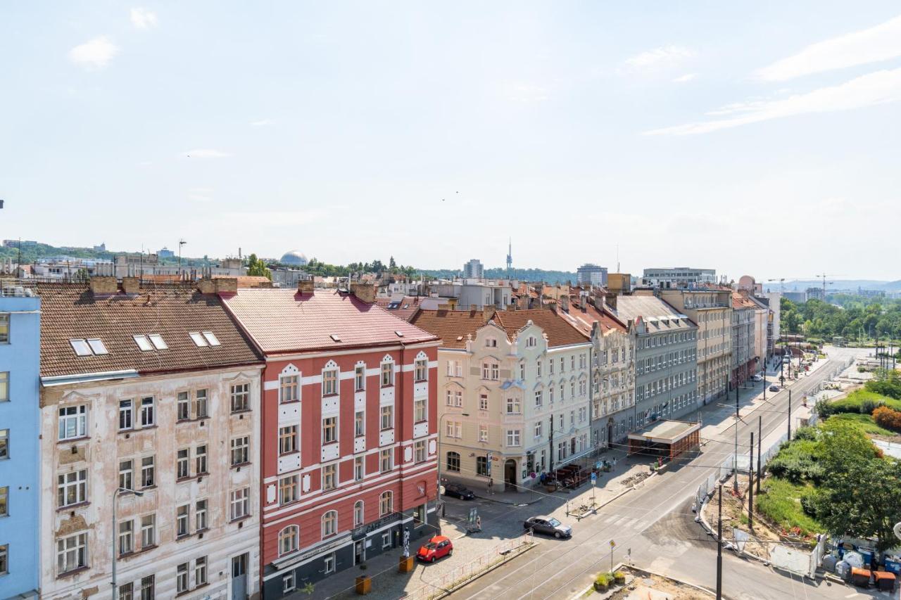 Brand New Studio Apartment #21 With Free Secure Parking In The Center Praga Exterior foto